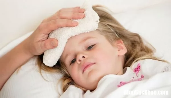 Cách xử lý cần thiết cấp kỳ khi trẻ sốt cao co giật
