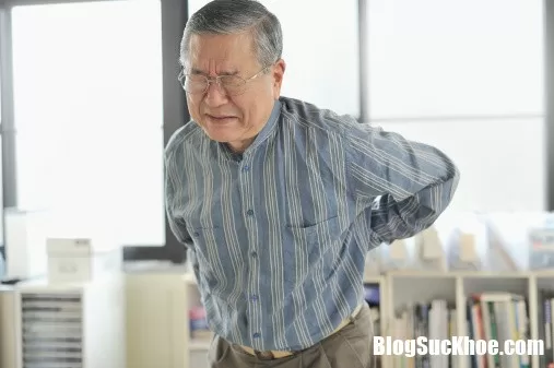 Tìm hiểu những thông tin về bệnh đau lưng ở người già