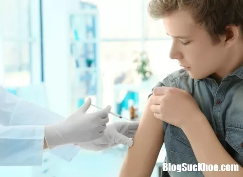 Trẻ vị thành niên chớ nên bỏ qua 7 mũi tiêm phòng quan trọng này