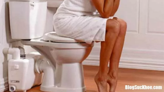 Đại tiện phân đen là triệu chứng cảnh báo bệnh gì ?