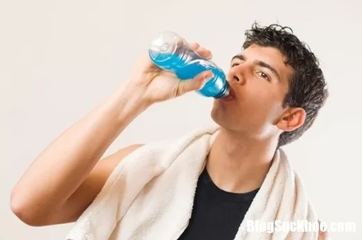 Điều gì sẽ xảy trong 24 tiếng sau khi bạn uống nước tăng lực?