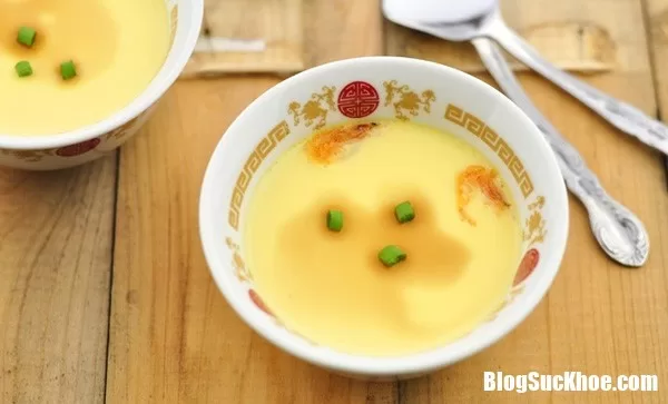 Bạn đã biết công dụng tăng kích thước vòng 1 của trứng gà chưa?