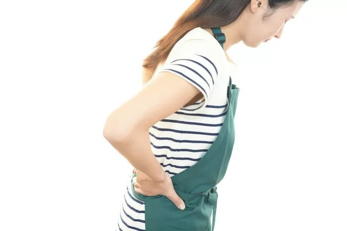 Nước tiểu có bọt và vẩn đục là báo hiệu điều gì?
