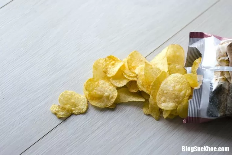 Những thói quen tưởng vô hại nhưng ảnh hưởng lớn đến sức khỏe con người