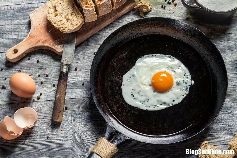 Những thói quen tưởng vô hại nhưng ảnh hưởng lớn đến sức khỏe con người
