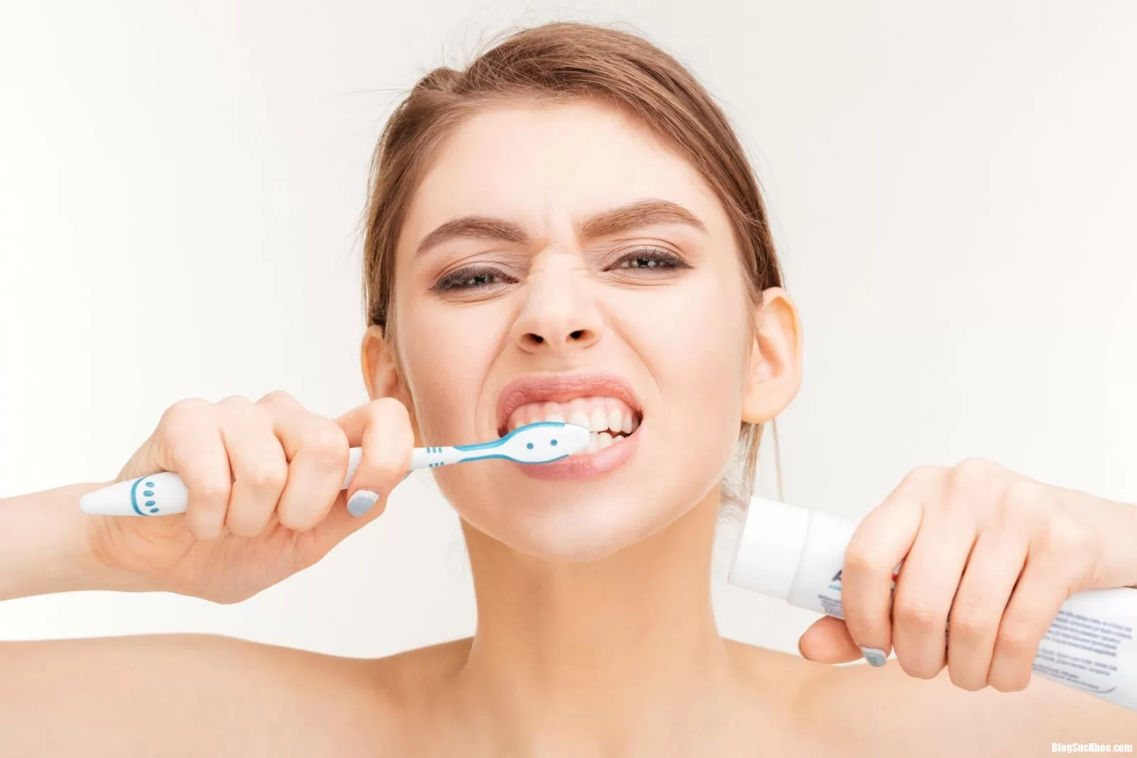 Bệnh răng miệng từ nhẹ đến nặng đều vì những nguyên nhân này