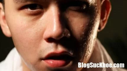 Bỗng dưng đổ nhiều mồ hôi trong nhiều ngày là dấu hiệu báo bệnh này