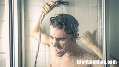 Tắm nước nóng để thư giãn nhưng đừng để mắc bệnh về da