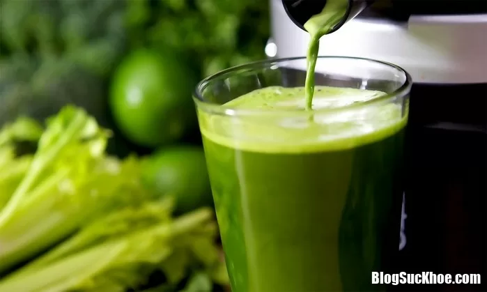 Công dụng thần kì khi thêm chanh vào nước ép cần tây