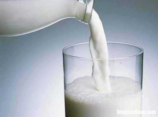 3 loại thực phẩm hại cơ thể vô cùng nếu ăn lúc đói