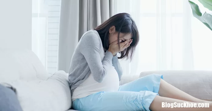 Hút thuốc, lười vận động và loạt thói quen có hại cho mẹ bầu và thai nhi