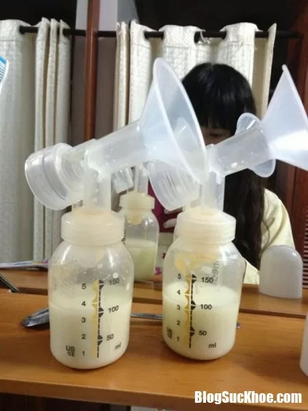 Từ việc vắt sữa, nguồn dinh dưỡng đến vệ sinh và bảo quản sữa mẹ