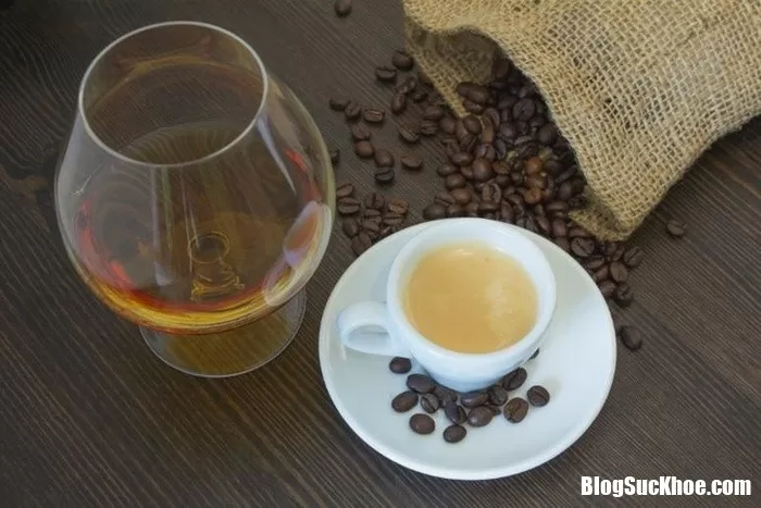Bí quyết bảo vệ sức khỏe tim mạch mùa nắng nóng