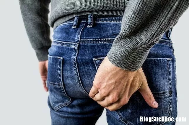 Mọc mụn bọc ở mông không được chữa trị sẽ để lại hậu quả khó lường