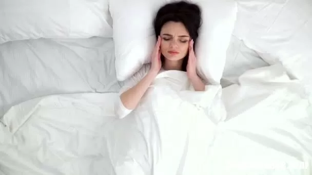 Đây là lý do tại sao bạn bị đau đầu trong kỳ đèn đỏ và cách trị để dứt điểm tình trạng này