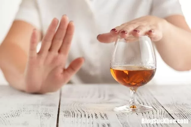 Những điều làm tăng tốc độ lão hóa não mà nhiều người vẫn thường làm mỗi ngày