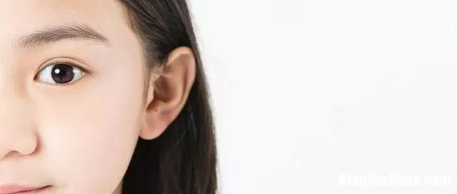 Hai đứa trẻ gần như bị mù, thủ phạm chính là từ loại ký sinh thường thấy ở chó mèo