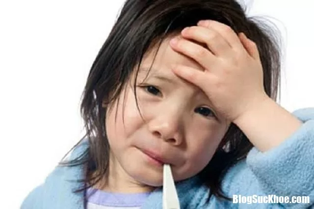 Những lưu ý quan trọng để trẻ không bị tử vong vì sốt
